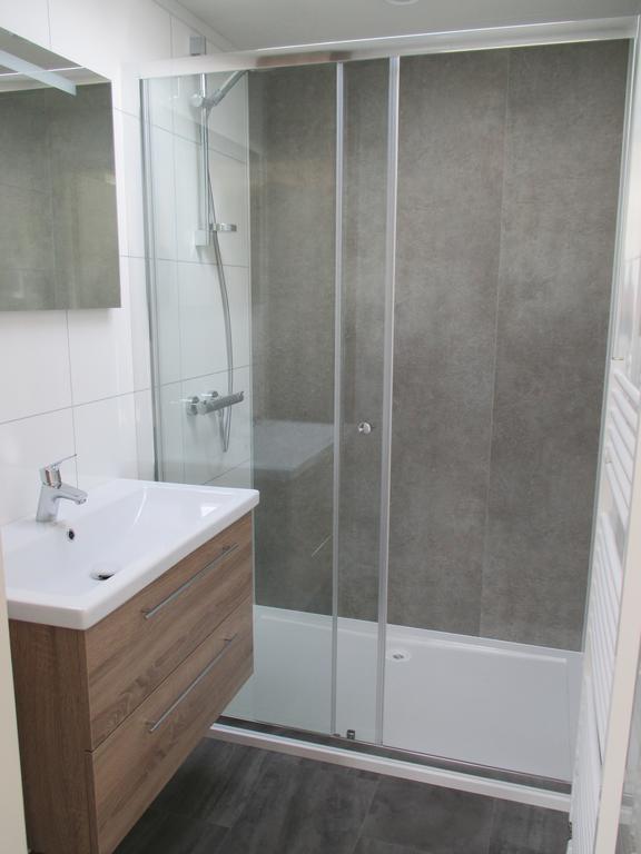 Klein Zeeduin Appartement Vrouwenpolder Buitenkant foto