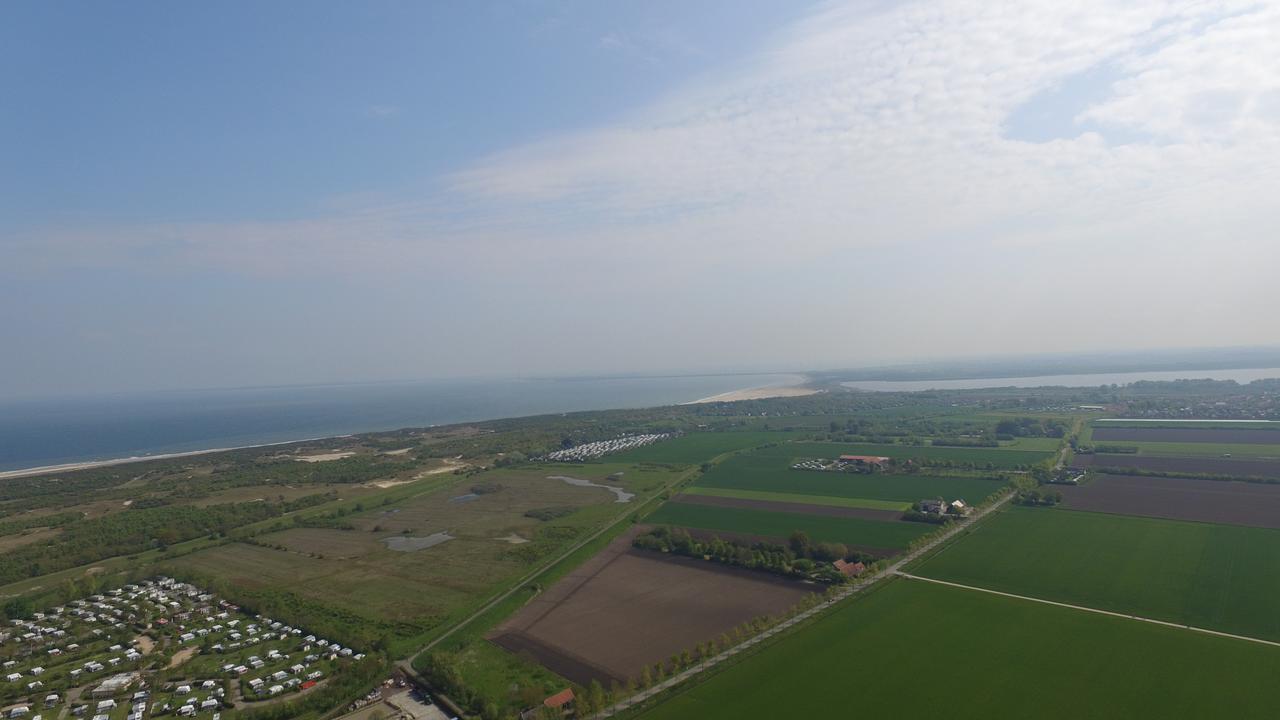 Klein Zeeduin Appartement Vrouwenpolder Buitenkant foto