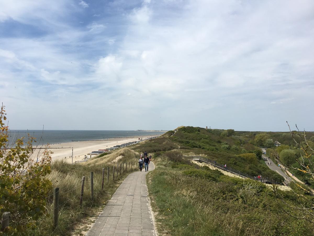 Klein Zeeduin Appartement Vrouwenpolder Buitenkant foto